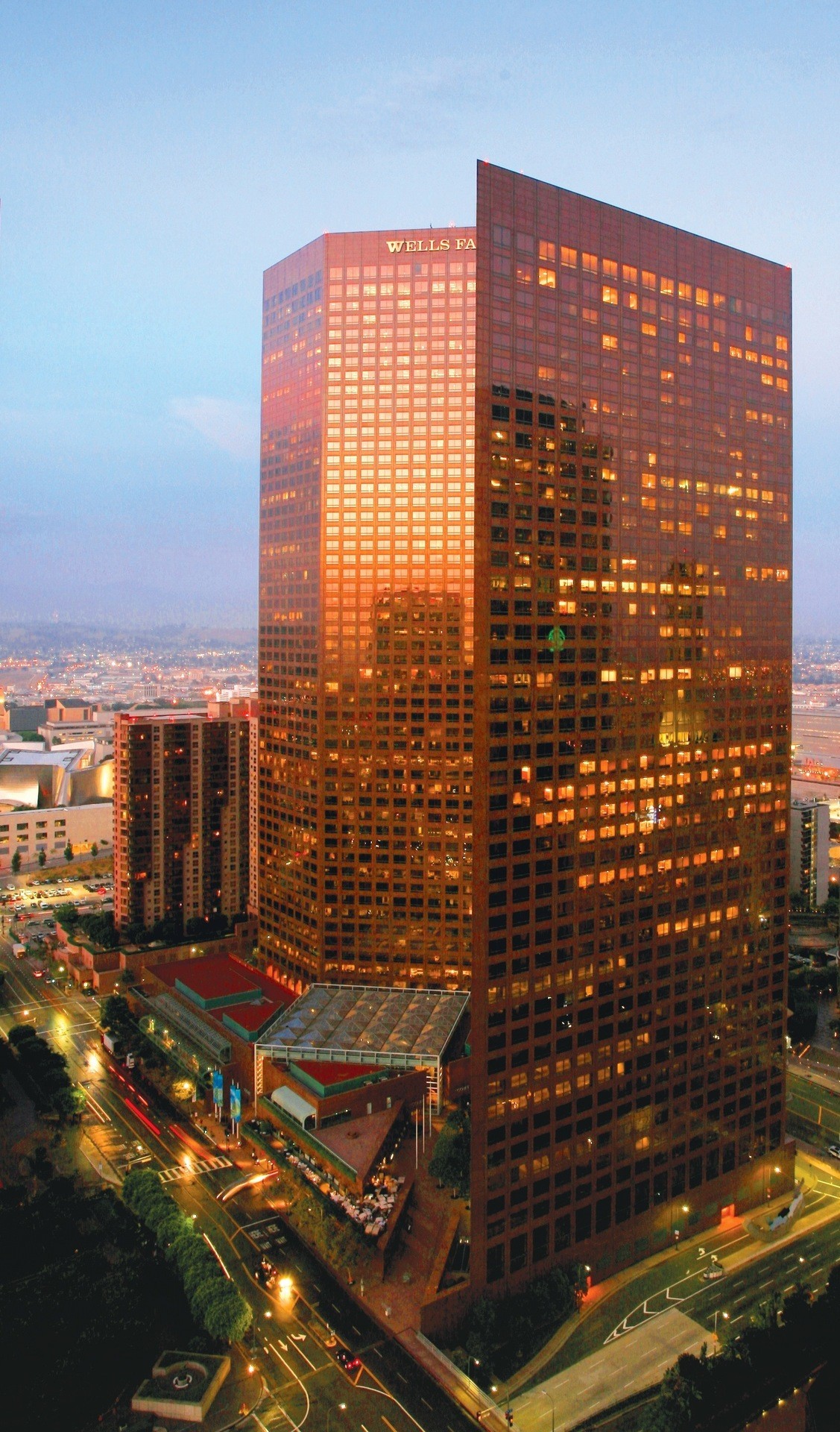 Wells Fargo Center - South Tower In Los Angeles, CA